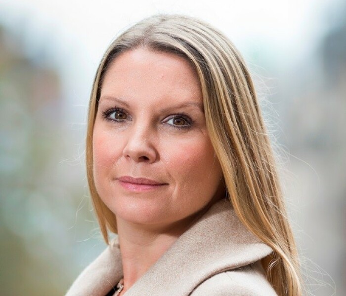 Claire Mack - headshot 