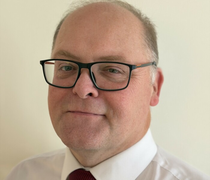 Derek Hastings
